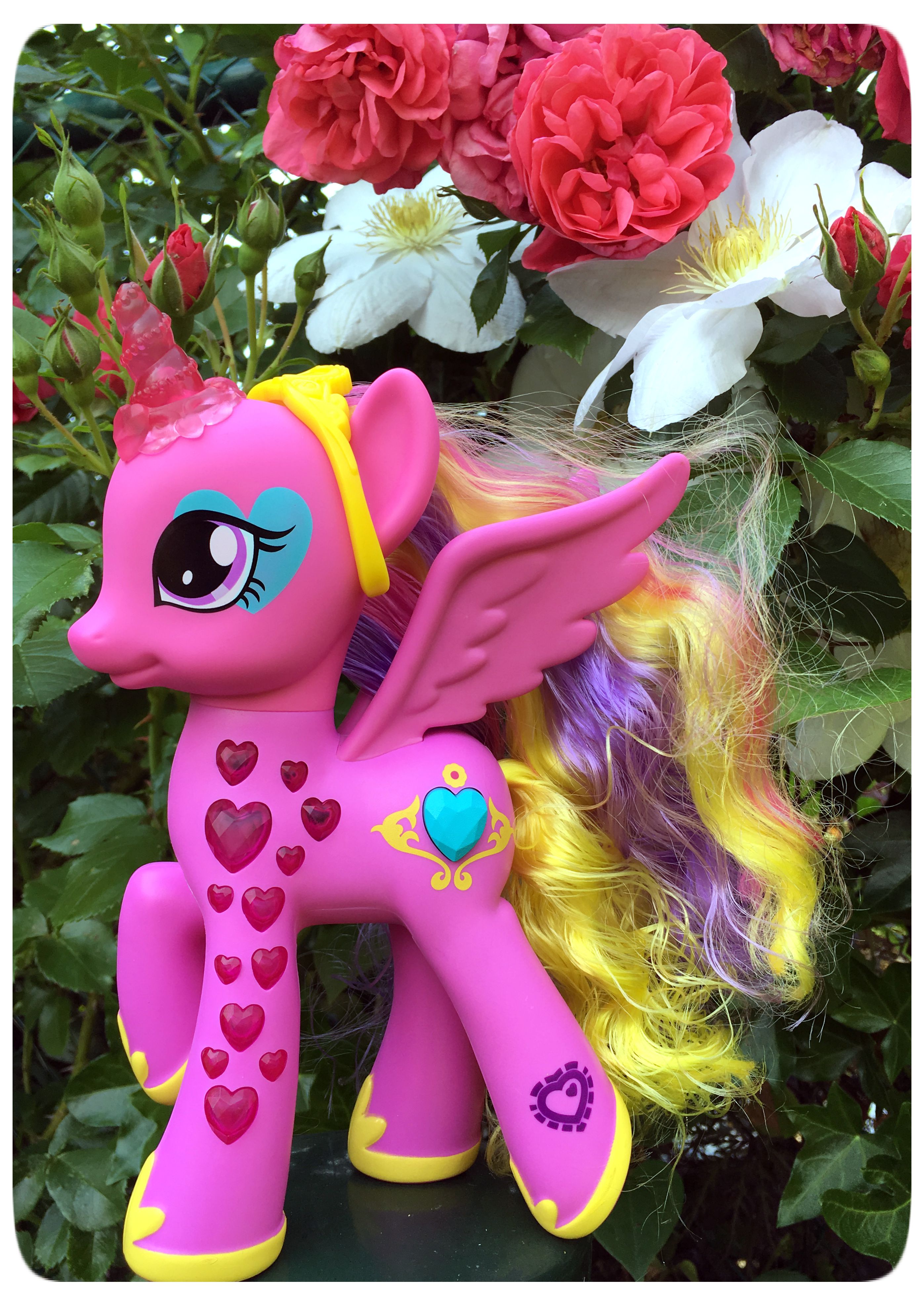 Maand Overweldigend Beer Speelse Vrijdag #14: My Little Pony - Princess Cadance - Compleet Geluk