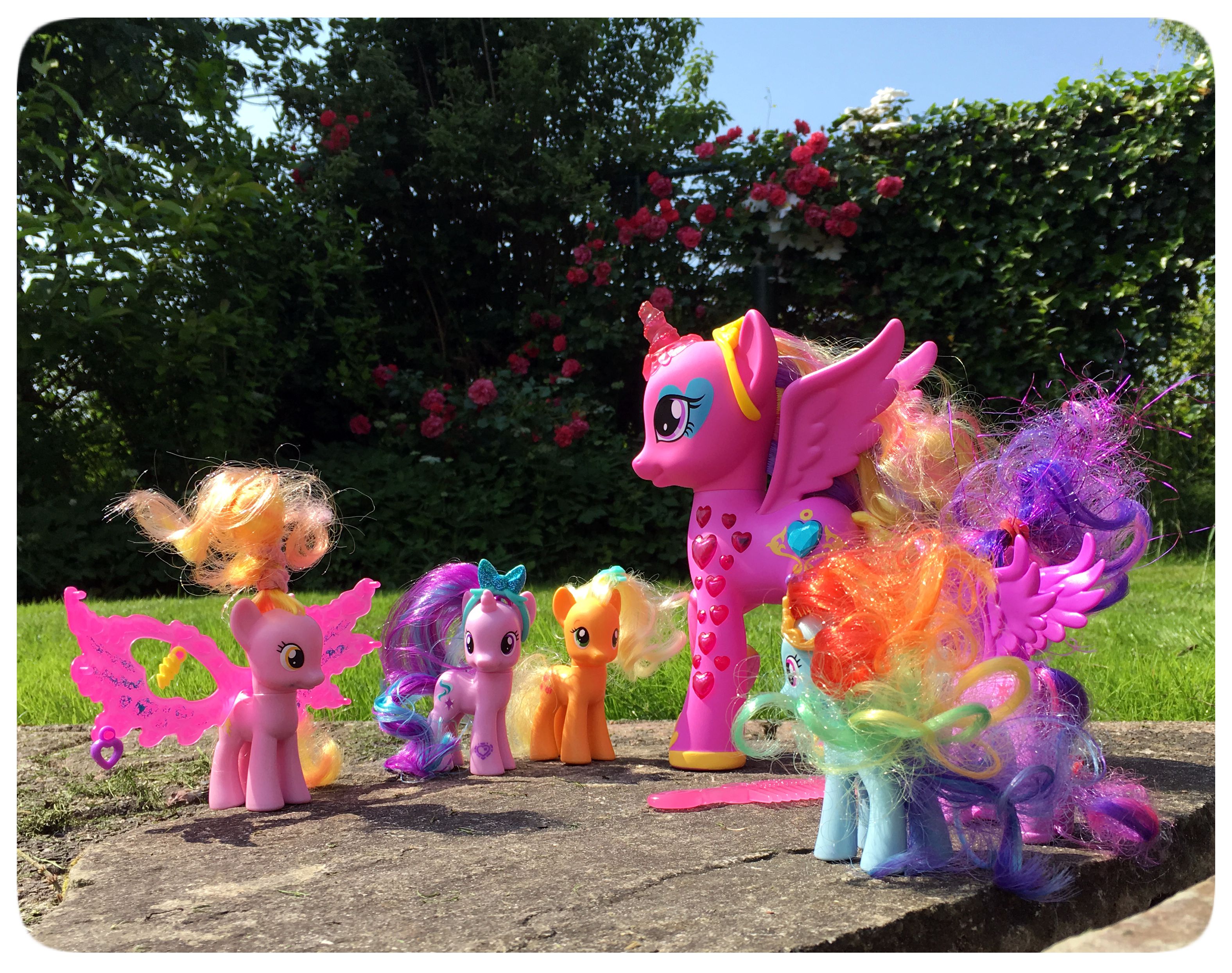 Maand Overweldigend Beer Speelse Vrijdag #14: My Little Pony - Princess Cadance - Compleet Geluk